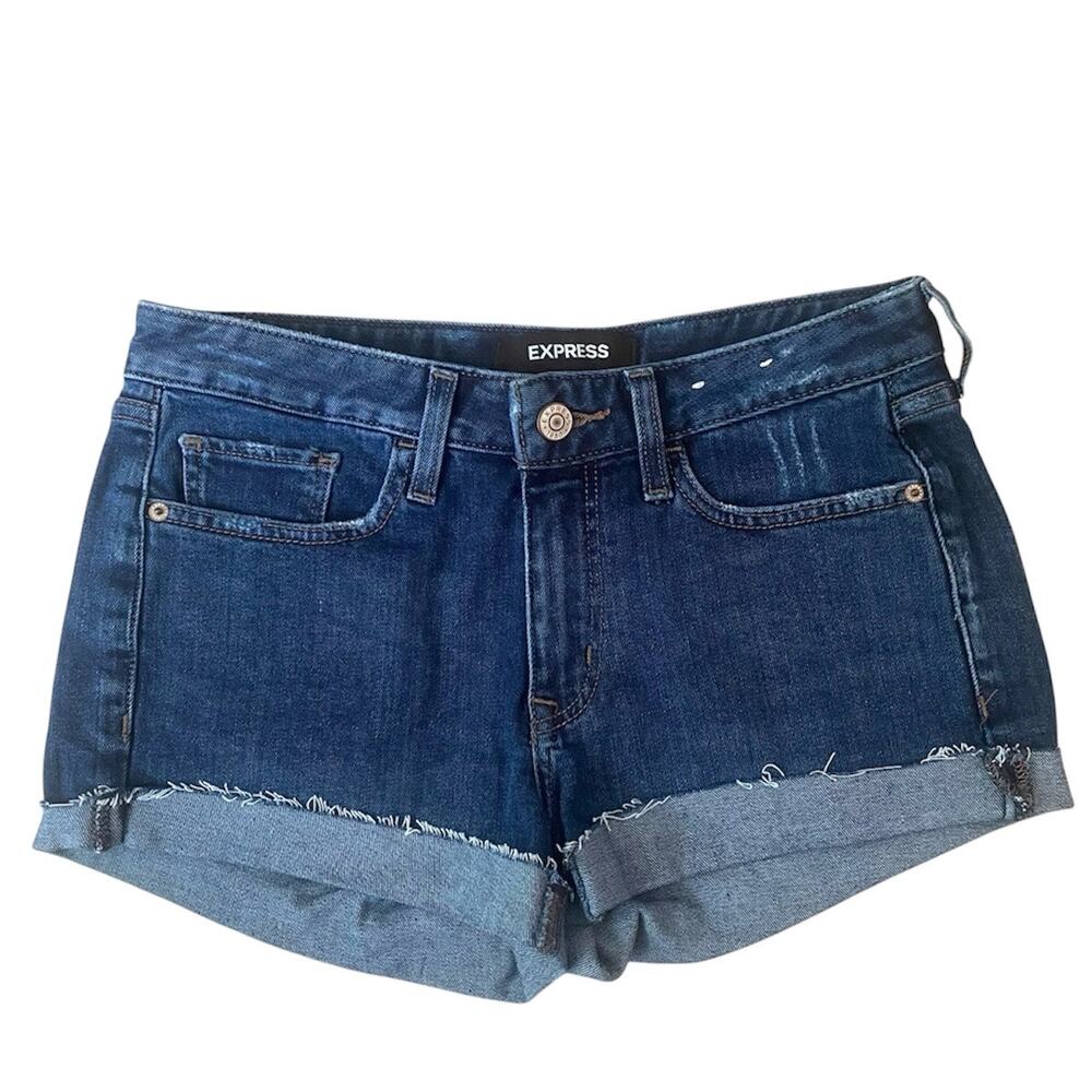 Express Shorts Women’s Size 2 Blue Shortie Relaxed Low Rise Denim
